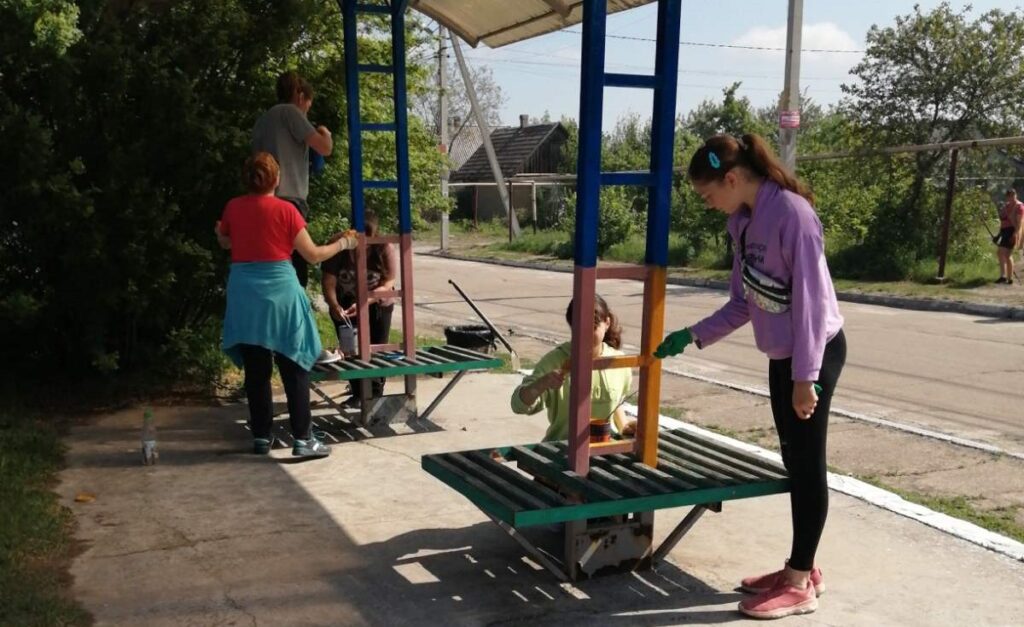 В Кам'янському органи самоорганізації провели весняні толоки напередодні свят - ФОТО