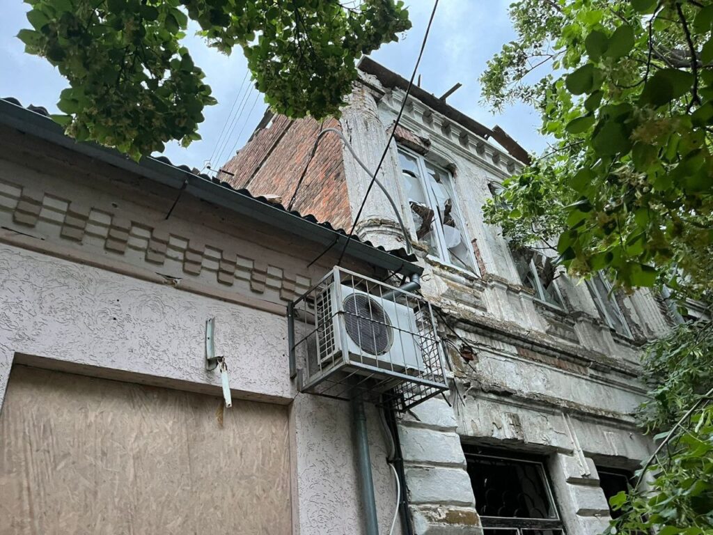 Вночі під обстрілами ворога знов було одне з міст на Дніпропетровщині - ФОТО