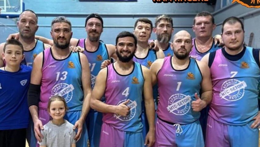 Баскетбольна команда “Кам`янське” вийшла до півфіналу плей-офф “DniproLeague”