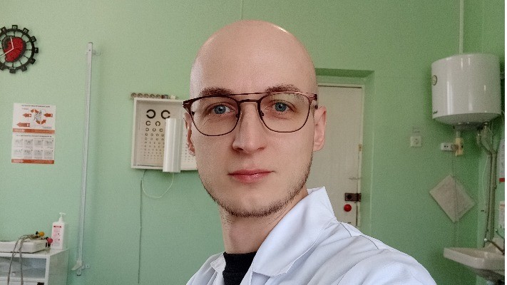 Лікар на все життя: кращі сімейні лікарі Кам'янського про час і про себе - ФОТО