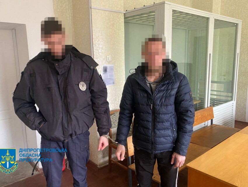 В Кам’янському чоловіка, який сильно побив свого хворого 8-річного племінника, засудили на сім років
