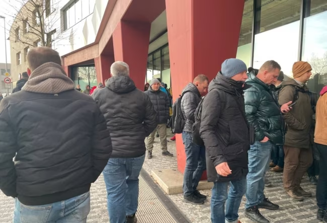 Кулеба вирішив «технічно з’їхати» від власних гучних заяв, які обернулися дипломатичними проблемами для України