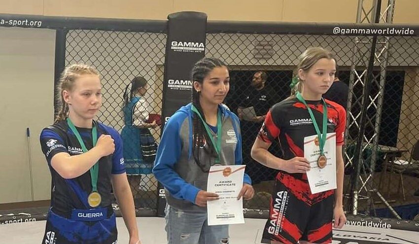 Бійці з Кам`янського здобули три медалі на чемпіонаті Європи з ММА