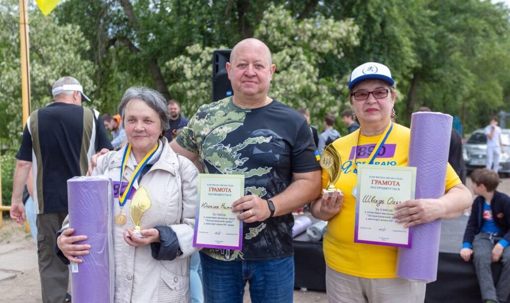 На Лівобережжі Кам'янського відбувся традиційний легкоатлетичний пробіг - ФОТО
