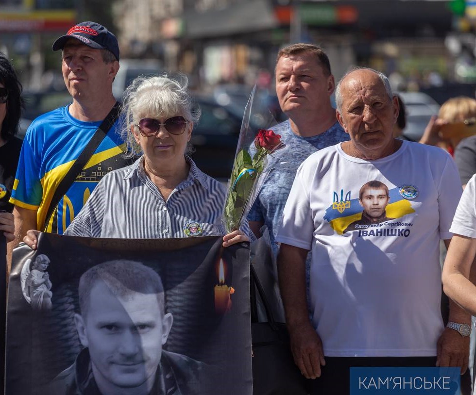 В Кам'янському сьогодні в пам'ять про загиблих на війні героїв провели захід «Біжу та пам’ятаю» - ФОТО