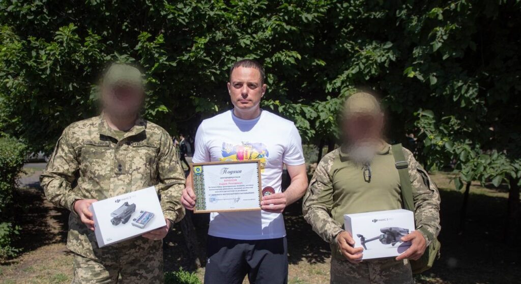 В Кам'янському сьогодні в пам'ять про загиблих на війні героїв провели захід «Біжу та пам’ятаю» - ФОТО