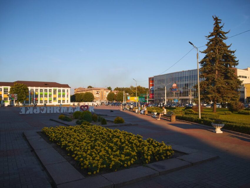 Ввечері та зранку окупанти знов атакували Дніпропетровщину