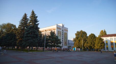 Ввечері та вночі окупанти били безпілотниками по одному з міст Дніпропетровщини