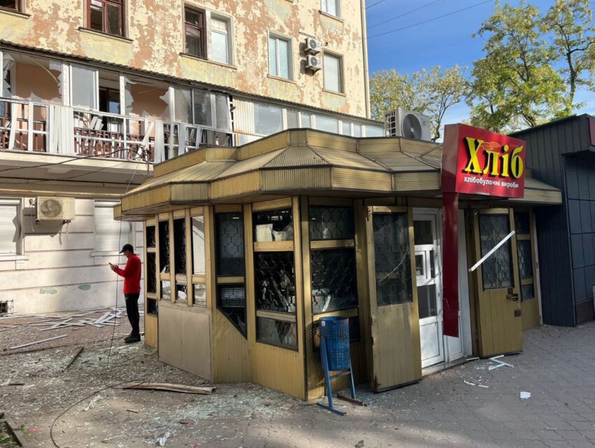 Дві людини загинули та ще дві поранені внаслідок ранкового обстрілу на Дніпропетровщині