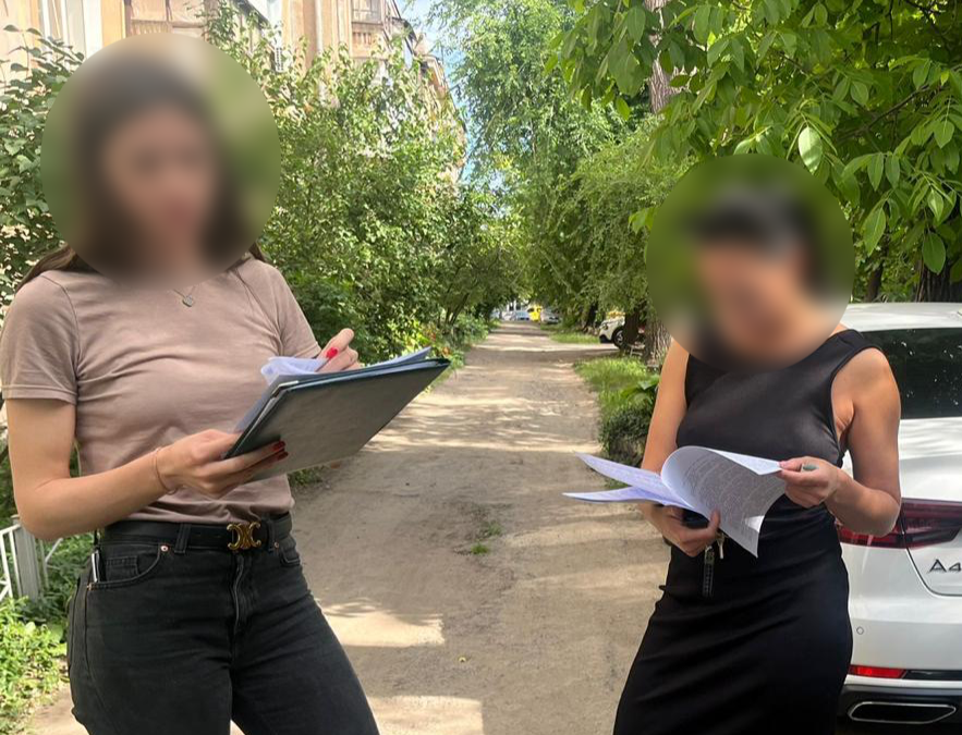 На Дніпропетровщині чиновників від освіти та підприємців-підрядників підозрюють у розкраданні понад мільйона гривень на ремонті шкільного укриття - ФОТО