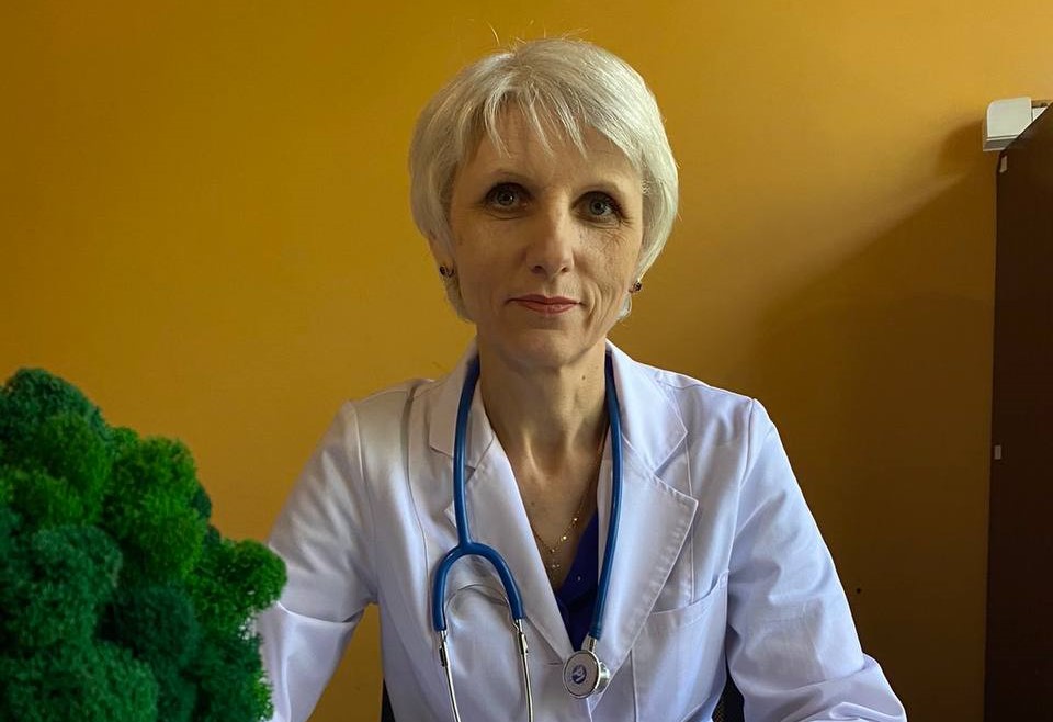 Лікар на все життя: кращі сімейні лікарі Кам'янського про час і про себе - ФОТО