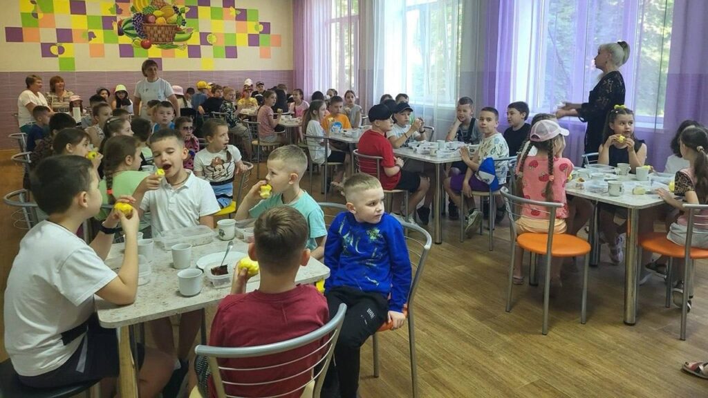 В Кам'янському розпочали роботу шкільні табори - ФОТО