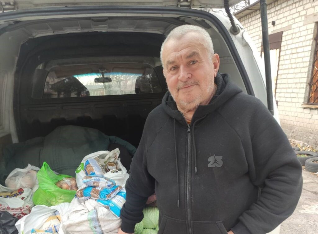 В Кам'янському органи самоорганізації населення активно допомагають ЗСУ - ФОТО