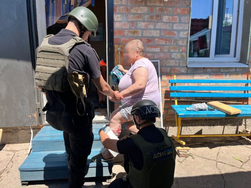 Вночі та вранці ворог атакував один з районів на Дніпропетровщині - ФОТО