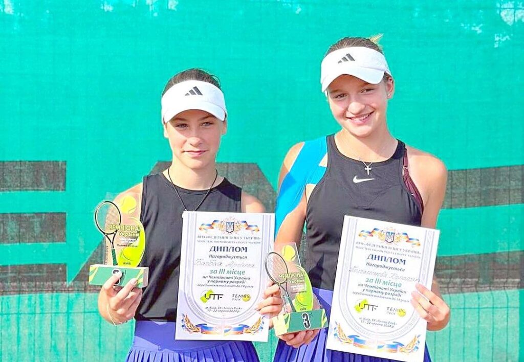 Кам`янчани стали призерами чемпіонату України з тенісу - ФОТО