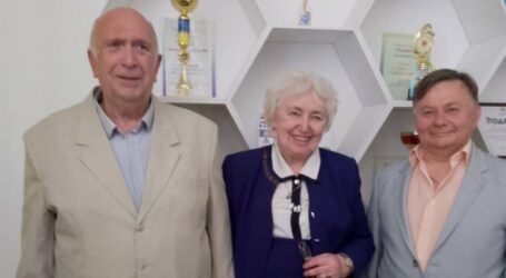 В Центральній бібліотеці Кам’янського презентували книгу про лікарів Придніпров’я минулих століть