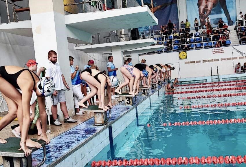 В Кам’янському відбувся Відкритий чемпіонат міста з плавання