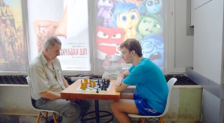 Переможцем шахового турніру у Кам`янському став Дмитро Хрестовий