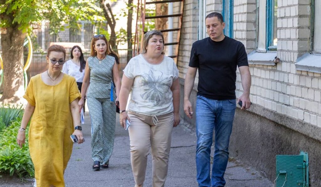 Освітні заклади Кам’янського готуються до нового навчального року та опалювального періоду - ФОТО