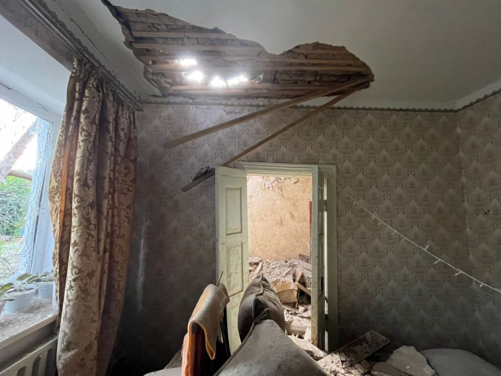 Вчора ввечері та сьогодні зранку окупанти знов атакували один з районів на Дніпропетровщині - ФОТО