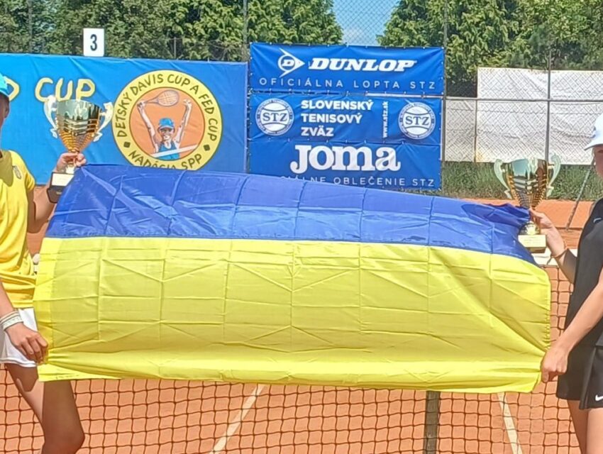 Тенісистки з Кам’янського Марія Кочерженко та Анна Кузнецова стали призерками Євротурніру