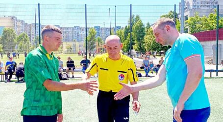 “Атлетик” лідирує після першого етапу чемпіонату Кам`янського з мініфутболу