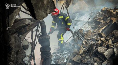 Українцям сказали готуватися до зими із жорсткими обмеженнями електропостачання