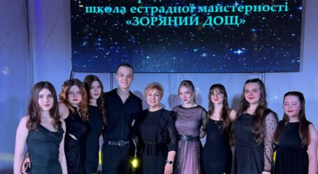Наталія Павлюченко: “Аби бути цікавими сучасним дітям та молоді, нам, педагогам, необхідно постійно вчитися самим, самовдосконалюватися»