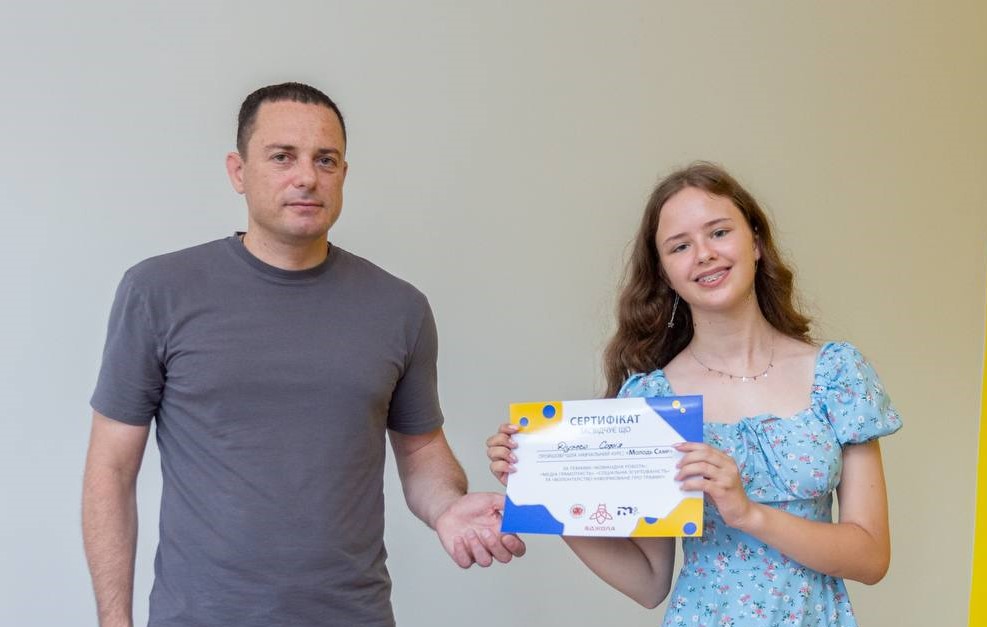 Азам волонтерської діяльності навчалась молодь Кам'янського в таборі «Молодь Camp» - ФОТО