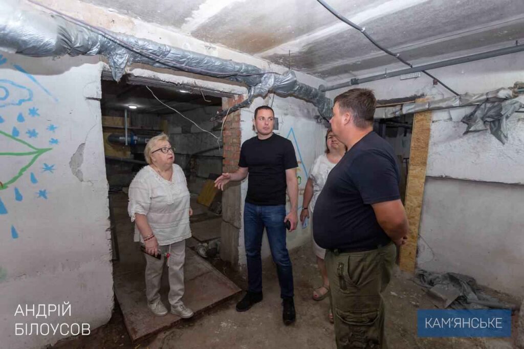 Заклади освіти Кам’янського готують до нового навчального року - ФОТО