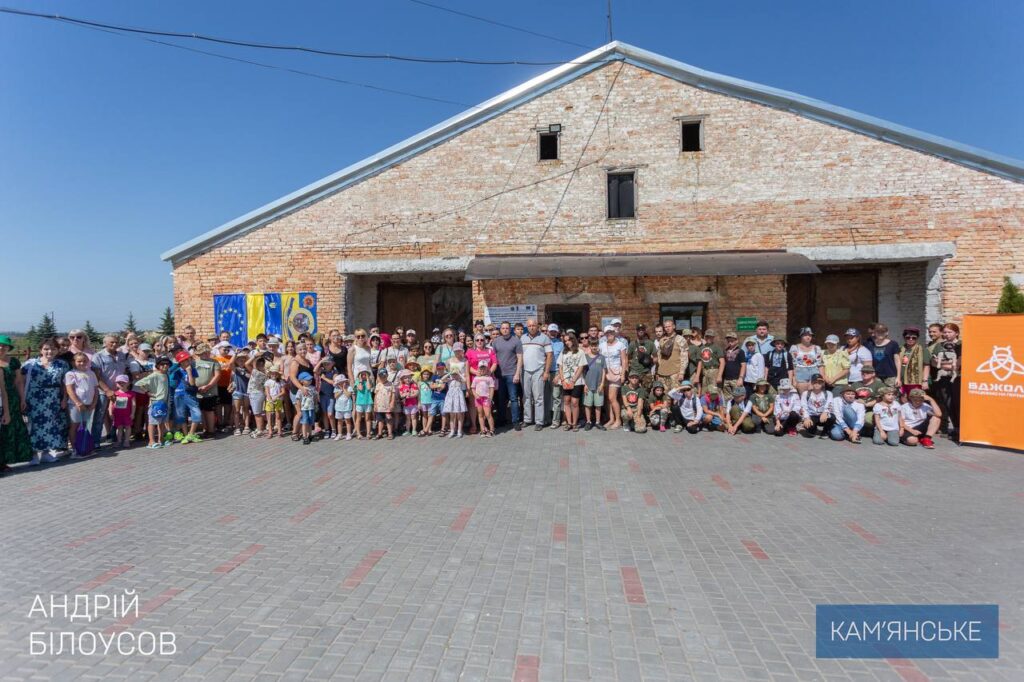 Кам‘янське турбується про родини наших Героїв, які загинули в боях за Україну - ФОТО