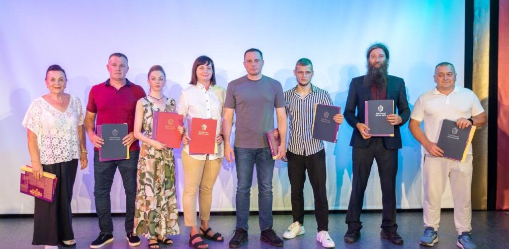 В Кам'янському з професійним святом вітали тренерів - ФОТО
