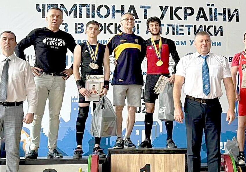 Важкоатлет з Кам`янського Євген Шкода став чемпіоном України