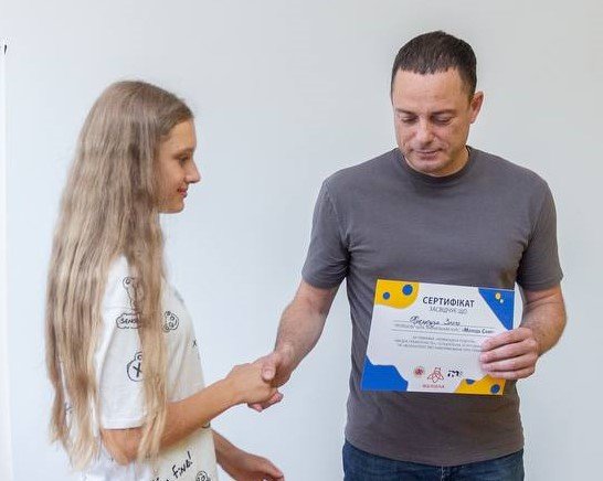 Азам волонтерської діяльності навчалась молодь Кам'янського в таборі «Молодь Camp» - ФОТО