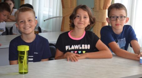 На “Уроках щастя” в українських школах розповідатимуть про будування стосунків з іншими, творчість та ментальне здоров’я