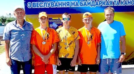 Веслувальники Кам`янського привезли з Чемпіонату України чотири медалі