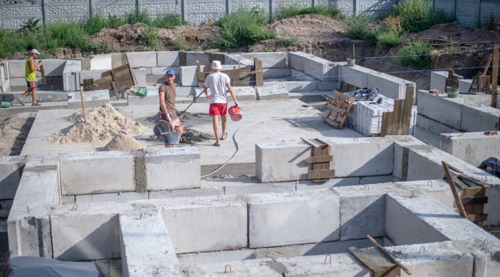 В Кам'янському готують до відкриття меморіальний комплекс загиблим воїнам та Центр соцпідтримки військових - ФОТО