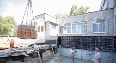 Укриття, опалення, покрівлі, сучасна пожежна сигналізація: в школах Кам’янського повним ходом йдуть ремонти