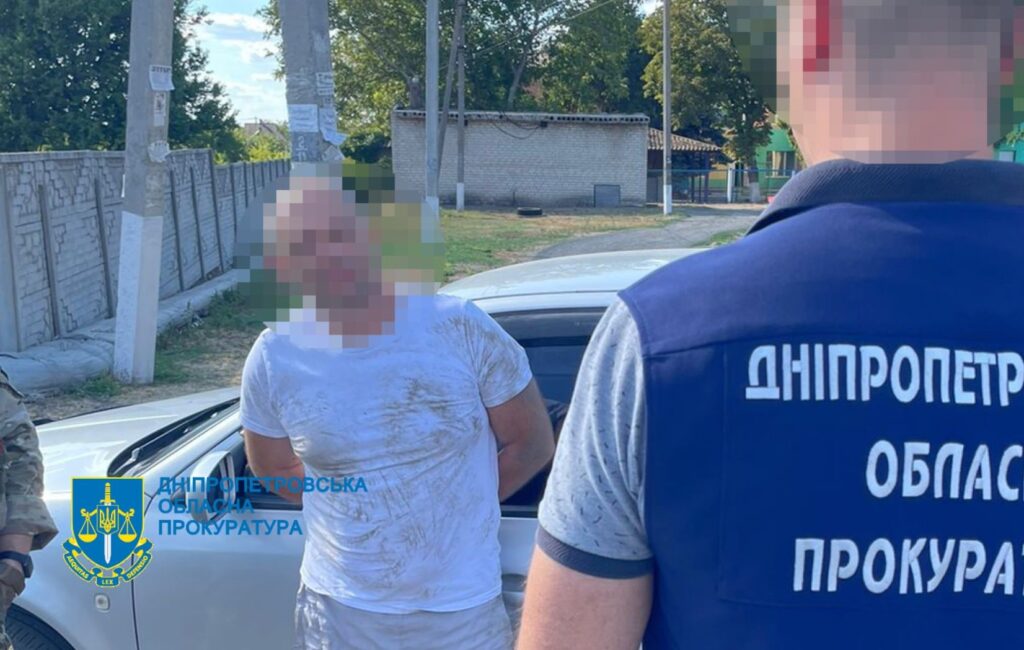 На Дніпропетровщині чоловік замовив вбивство коханця своєї дружини за 15 тисяч доларів (ВІДЕО) - ФОТО