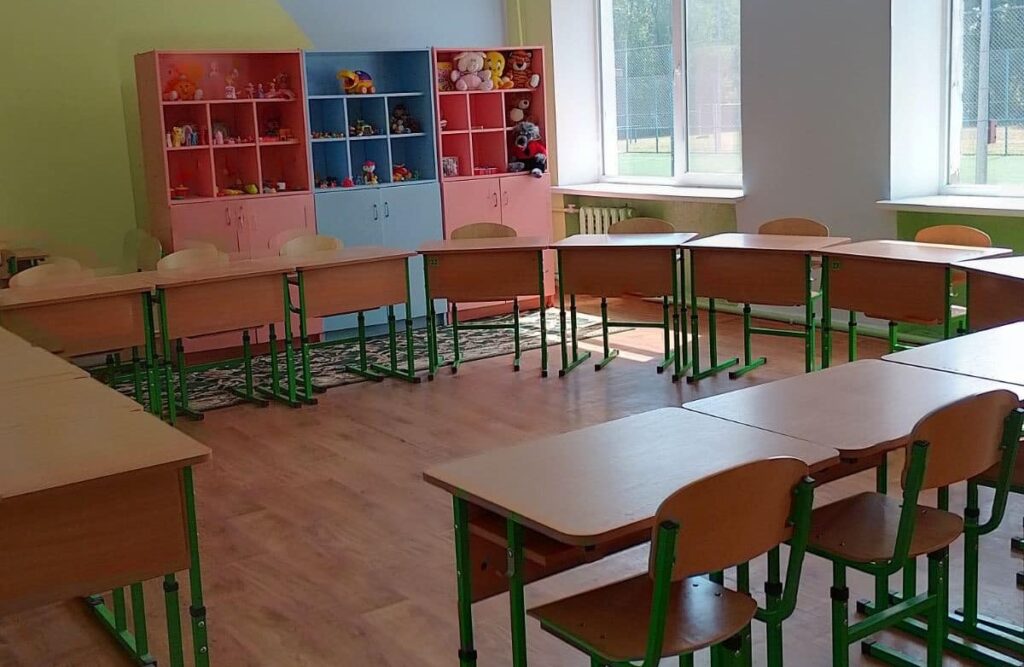 В Кам'янському перевіряють готовність закладів освіти до нового навчального року - ФОТО