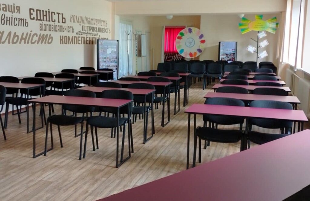 В Кам'янському перевіряють готовність закладів освіти до нового навчального року - ФОТО