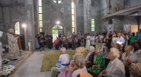 В новому храмі Преображення Господнього УГКЦ в Кам’янському сьогодні відбулась перша святкова служба