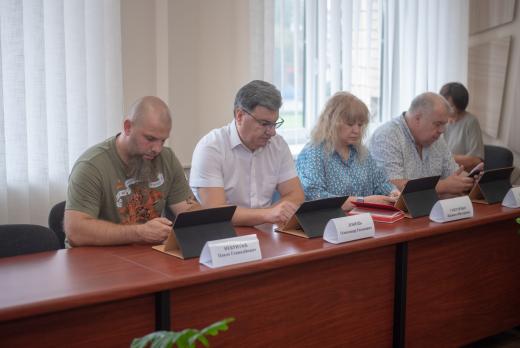 Сьогодні в Кам'янському відбулося чергове засідання виконавчого комітету міськради - ФОТО