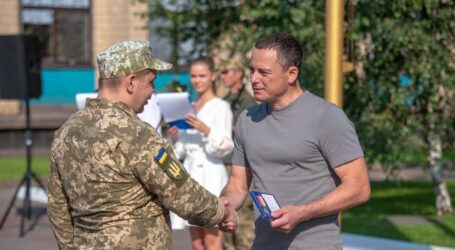 В Кам’янському відбулись урочисті заходи з нагоди Дня Державного Прапора