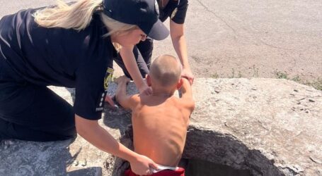 В Кам’янському районі 11-річного хлопця дістали з технічного колодязя