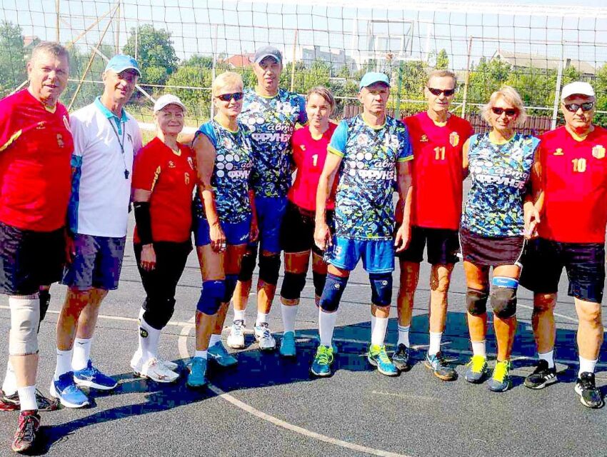 Кам`янська “Паляниця” стала володаркою Кубка Вікторії Орєшиної з паркового волейболу