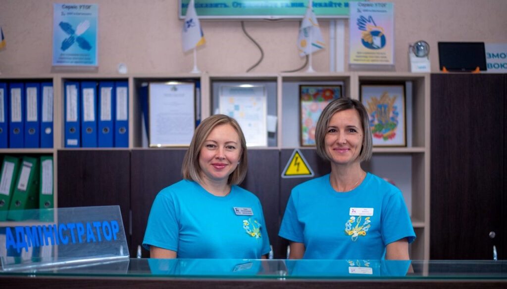 В Кам'янському з професійним святом вітали адміністраторів ЦНАП - ФОТО