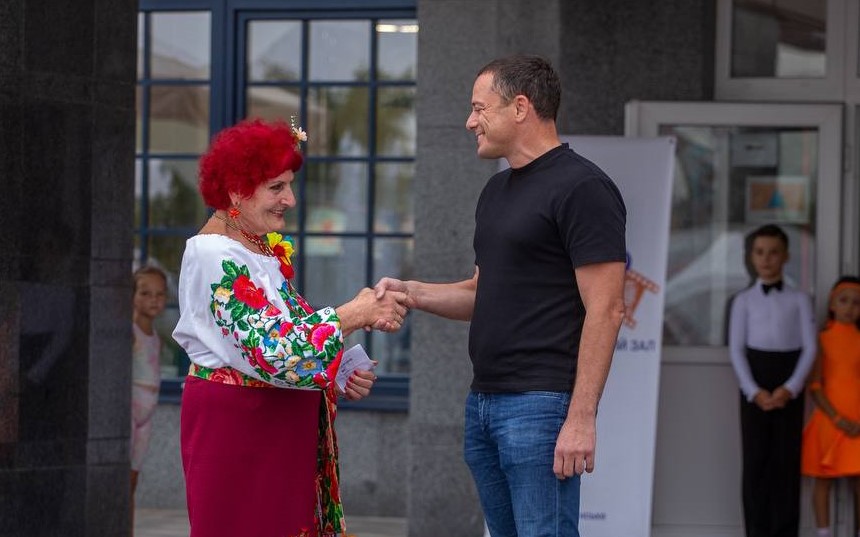 В Кам'янському пройшов мистецький марафон у підтримку ЗСУ - ФОТО