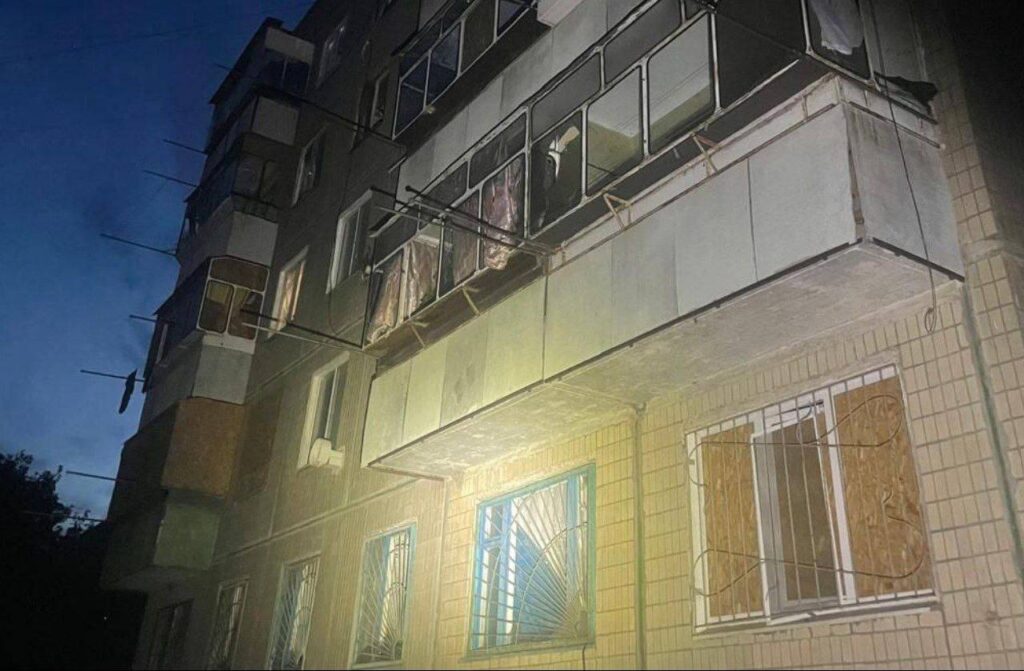 З вечора та ранку під атакою ворога був знов один з районів Дніпропетровщини - ФОТО