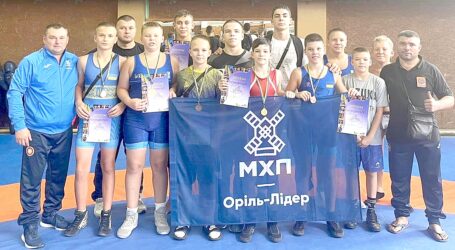 Шестеро “греко-римлян” Кам`янського стали призерами чемпіонату Дніпропетровщини